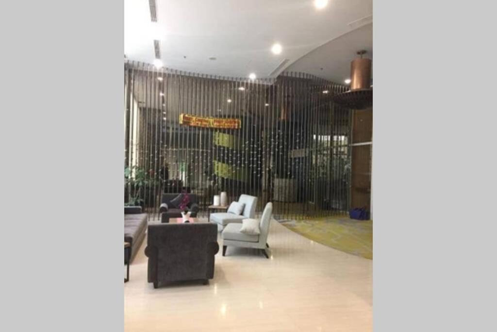 1 Bedroom Apartment Near Central Park Mall Джакарта Экстерьер фото